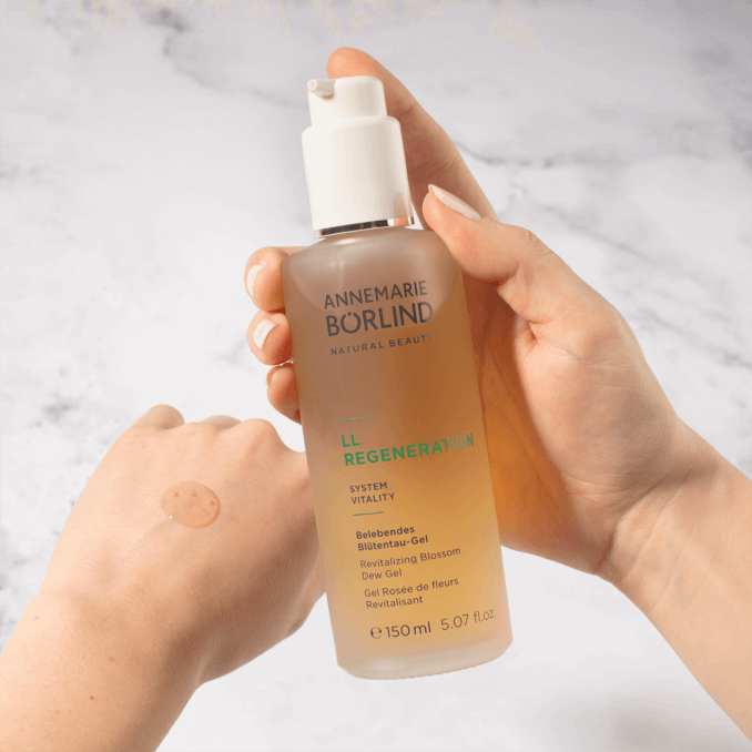 BÖRLIND LL REGENERAT Gel di rugiada floreale 150 ml