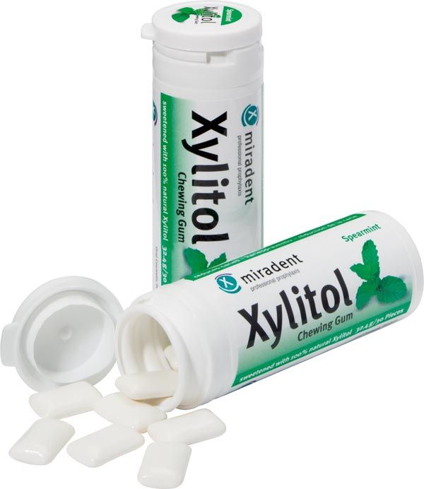 Miradent Xylitol gomma da masticare alla menta speziata 30 pezzi