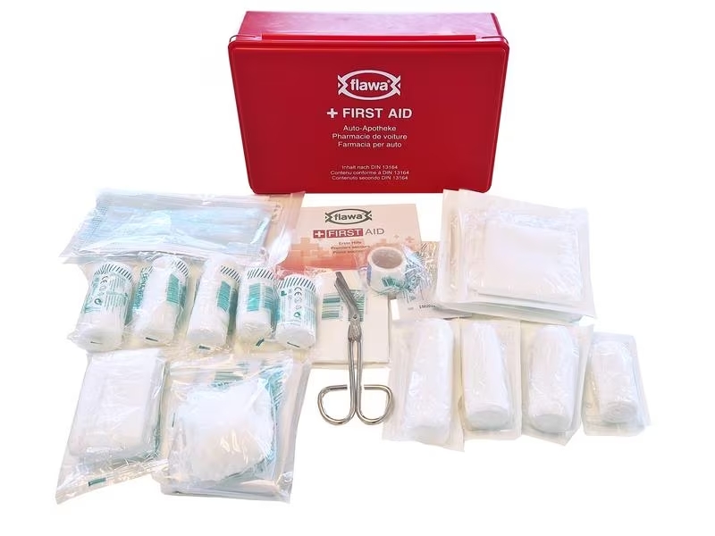 Farmacia per auto Flawa secondo DIN 13164